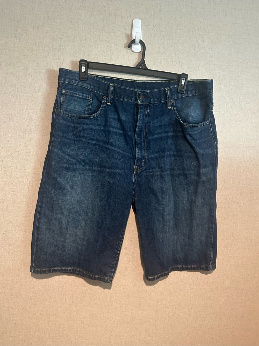 Levi's Men’s 38 Loose Fit Dark Blue Denim Jean Shorts